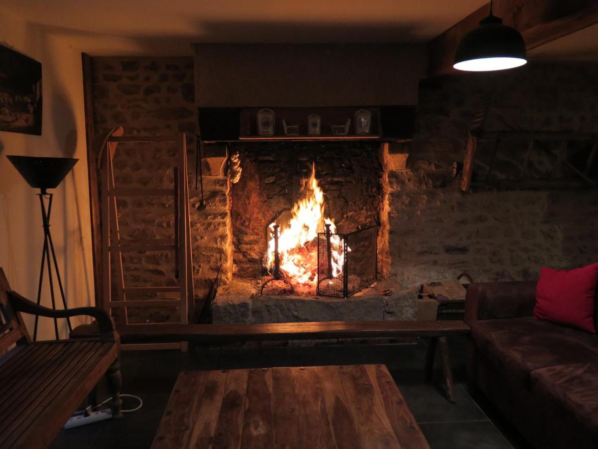 La Ferme De Pomereix Le Dorat 外观 照片
