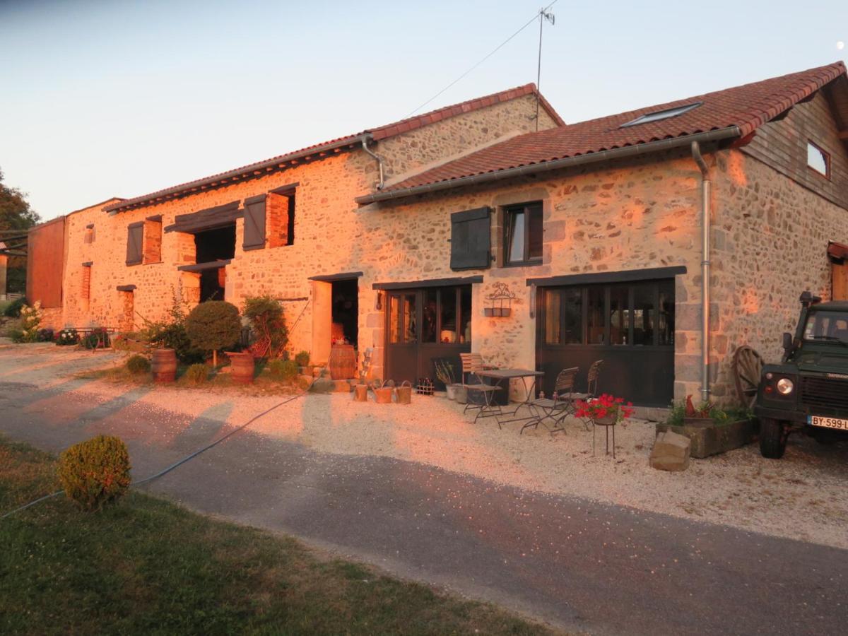 La Ferme De Pomereix Le Dorat 外观 照片