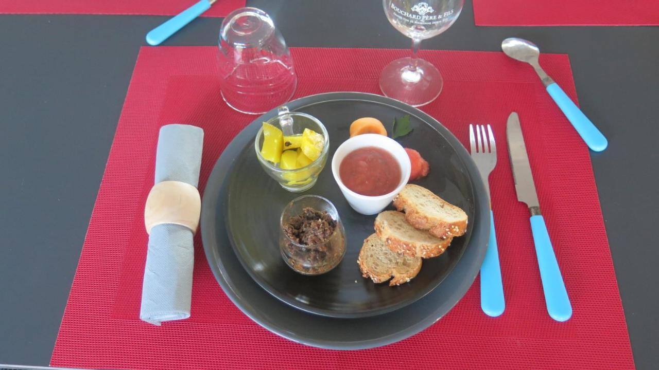 La Ferme De Pomereix Le Dorat 外观 照片